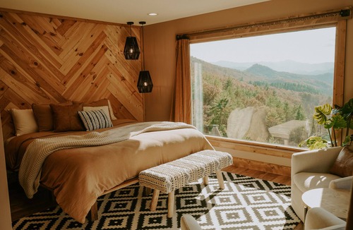Bryson City Cabin | Long View Resort