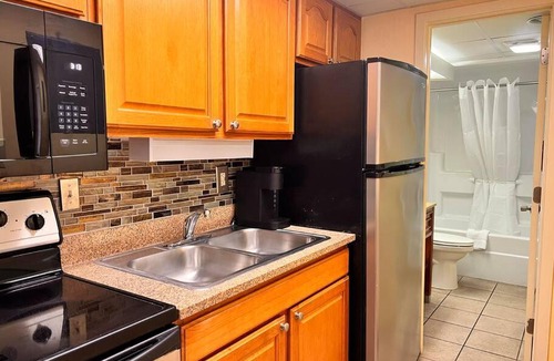 Myrtle Beach House | Lovely 1 Bedroom Condo - Rooftop Pool and Beach