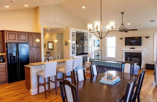 Wilmington Beach House | Lovely and spacious detached home with garage less than a mile from the beach!
