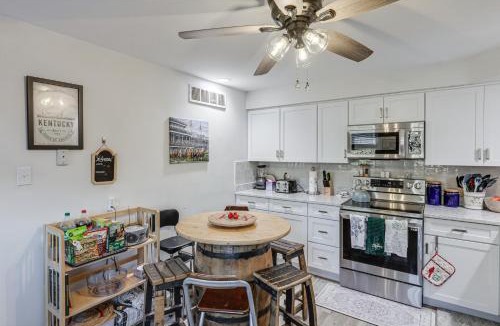 Lexington House | Lovely Lexington Home: 4 Mi to Downtown!