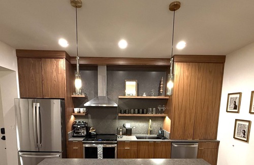 Hyde Park Apartment | Lux New Hyde Park Apt by U Chicago, Museum of Science & Industry w/Peloton