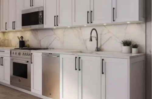 Franklin Condo | Luxurious Living- Prime Location