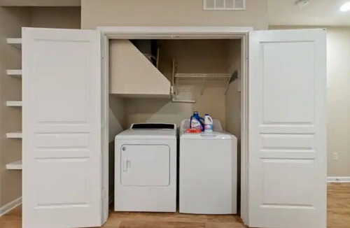 Paw Creek Apartment | Luxury Apt Minutes From Uptown!