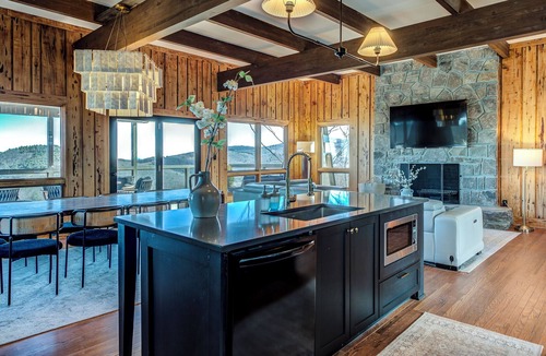 Beech Mountain Ski Chalet | Luxury Beech Mountain Chalet Views Hot Tub Sauna Game Loft Sleeps 20