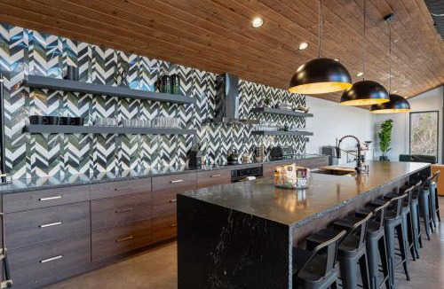 Lake Lure House | Luxury Lake Lure Vacation Rental Sleeps 12 Rumbling Bald Resort Hot Tub