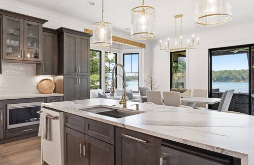 Eclectic House | Luxury Lake Martin Retreat w Dock & Lake Views!