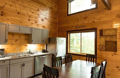 Zoe Cabin | Luxury mountain cabin