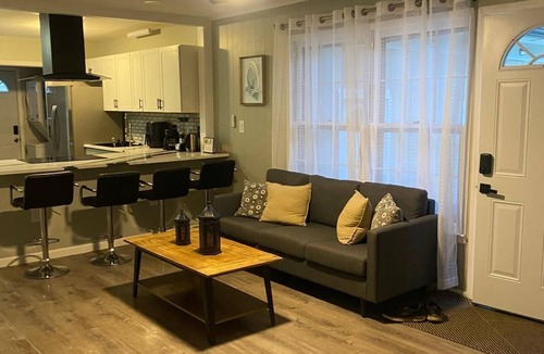 Gastonia House | Luxury Stay Gastonia