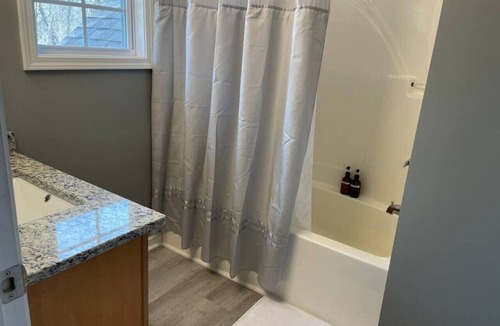 Bloomington Villa | Luxury Townhome #2 - Remodeled Feb 2021