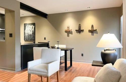 Downtown Apartment | Luxury Warehouse District Condo