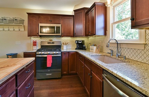 Asheville Cottage | Maddies Cottage - Cottonwood Properties
