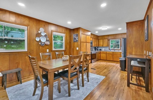 Waynesville House | Maggie Valley Getaway