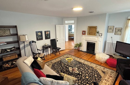 Winchester Apartment | Magnolia Winds 3-bedroom apartment in charming Winchester with cool AC
