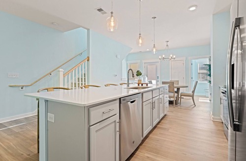 Bermuda Bay House | Mai Tai 3 Bedroom at Cambridge Cove with Private Hot Tub!