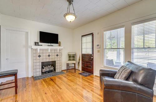 Pine Mountain House | Main Street Home: 1 Mi to Callaway Gardens
