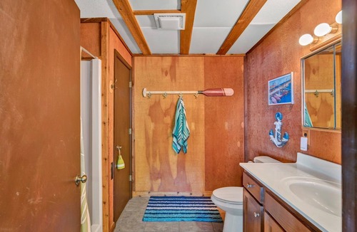 Moneta House | Maine Stay | 3 Bed, 3 Bath