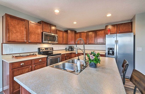South Lebanon House | Maineville Vacation Rental Home w/Game Room!