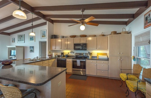 Alligator Point House | Make It a Fall Getaway: Football & Scalloping