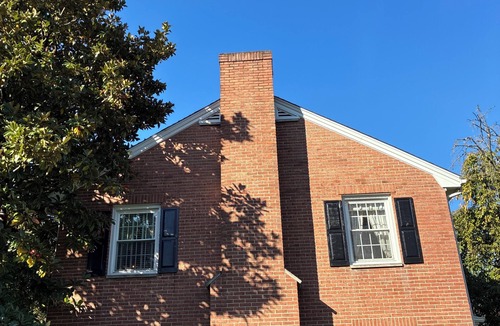 Middletown House | Manchester Manor 4 bedroom house with privacy fence and play-ready back yard