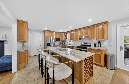 Marstons Mills House | Mariners Mills Charming 5-bedroom house in peaceful Barnstable