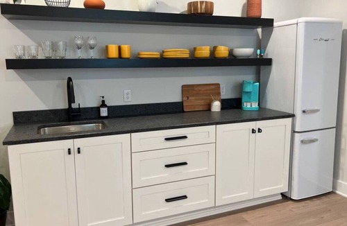 East Market District Apartment | Market #11 · Stellar Suites | Garden Studio in NuLu | Bikes