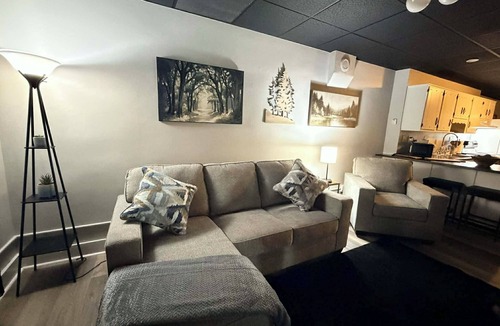 Shepherdsville Apartment | Marvelous 1-bedroom apartment with AC in Shepherdsville