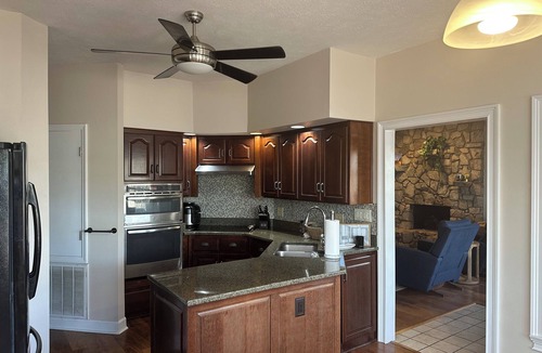 North Augusta House | Masters Week Retreat with Sports Bar, Outdoor Patio & Prime Entertaining Spaces