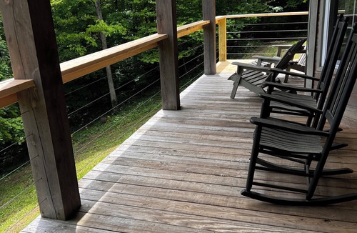 Mammoth Cave Cabin | Merry Mammoth Cabin on 16 Acres with Hiking Trails and Direct Nolin Lake Access