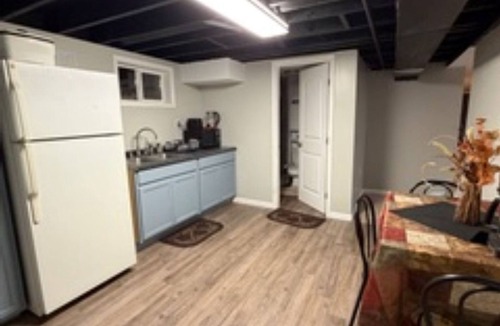Buechel House | “Modern 1BR/1BA Retreat Near Louisville Attractions – Comfort & Convenience!”