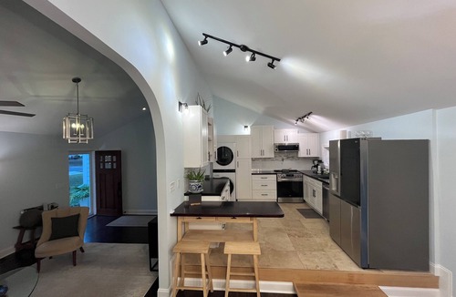 Wilmington House | Modern 3-bedroom house in Wilmington with a HUGE yard and Bonus Sunroom