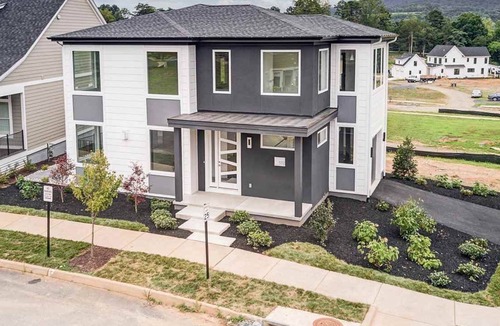 Locust Grove House | Modern and spacious, 7 minutes to downtown