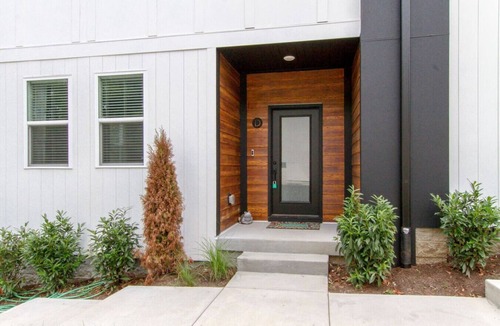 East Nashville House | Modern East Nashville Townhome | Prime Location