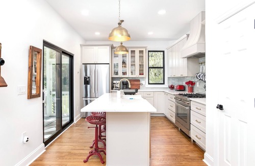 Mebane House | Modern Farmhouse on 5 Acres near Chapel Hill