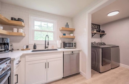 Blacksburg House | Modern Home 2 Miles to Virginia Tech