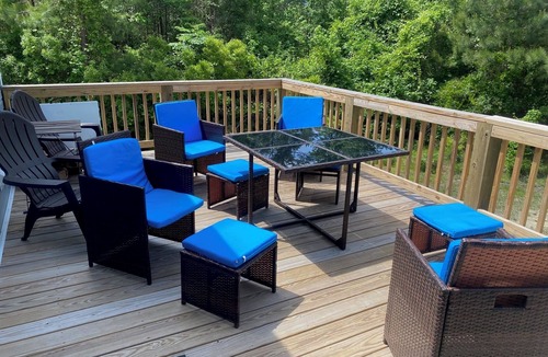 Oriental House | Modern Home near Oriental, NC Broad Creek, with Grill, Kayaks, Outdoor Shower
