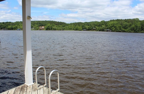 Wise House | Modern Lakefront House, Private Dock & Kayaks. Fios High Speed Internet