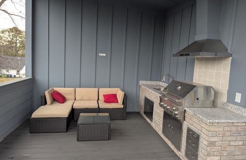 Southwest Raleigh House | Modern Rooftop View Raleigh Downtown SFH-Yellow