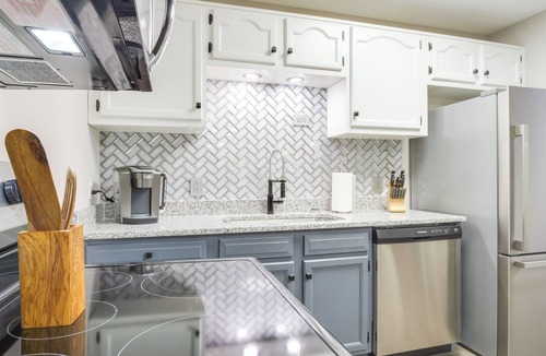 Cookeville House | Modern Townhome: Walk to Tennessee Tech University