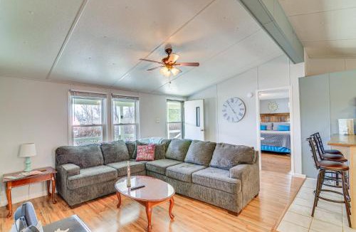 Monticello House | Monticello Home w/Deck & Fire Pit < 1 Mi to Water