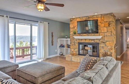 Mill Springs House | Monticello Home w/Multi-Level Deck on 2 Acres!