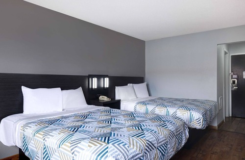 Shepherdsville Hotel | Motel 6 Shepherdsville, KY – Louisville South