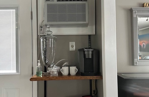 Mount Holly House | Mount Holly Studio Suite - 10 min from Whitewater