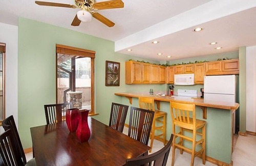 Edwards Condo | Mountain Condo + Fireplace & Private Balcony