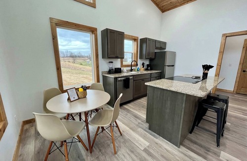 Rogers Cabin | Mountain Modern | Hot Tub, Near Natural Bridge