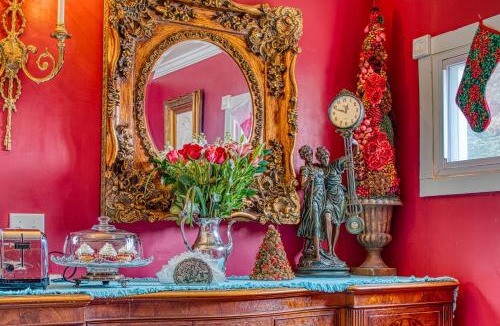 Maplecrest Bed & Breakfast | Mountain Treasure Bed and Breakfast