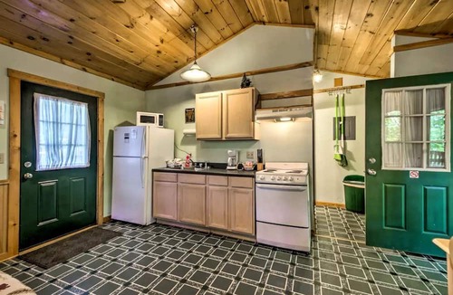 Bryson City Cabin | Mountain Tree Getaway on the Nantahala River in Bryson City, North Carolina