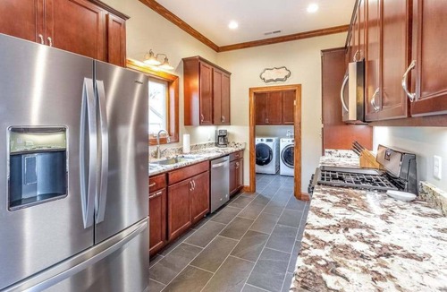 Whittier House | Mountain view condo in Country Club - fireplace & on-site hot tub, pool, tennis