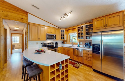 Waynesville House | Mountain view home with a furnished deck, gas fireplace and washer/dryer