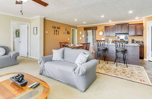 Midway House | Mountain View Retreat | Relax & Unwind