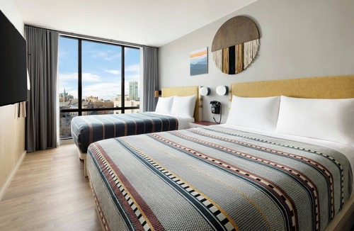 Downtown Asheville Hotel | Moxy Asheville Downtown
